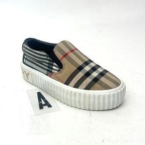 BURBERRY Kids' Harwick Check Slip-On Sneaker sz toddler 10.5